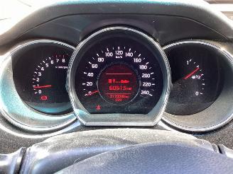 Kia Ceed 16 GDI picture 14