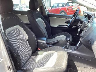 Kia Ceed 16 GDI picture 13