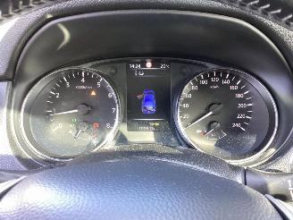 Nissan Qashqai 1.2 DIG-T picture 11