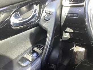 Nissan Qashqai 1.2 DIG-T picture 14