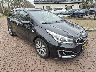 Damaged car Kia Cee d  2018/6