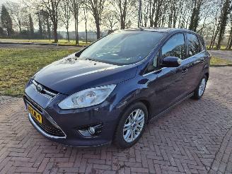 Vaurioauto  passenger cars Ford C-Max 1.0 Titanium 2012/11