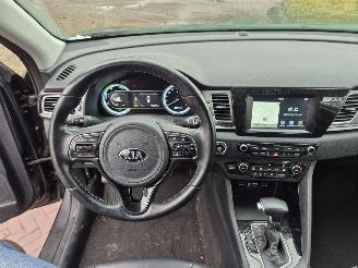 Kia Niro 1.6 GDi Hybrid Bussines line picture 17