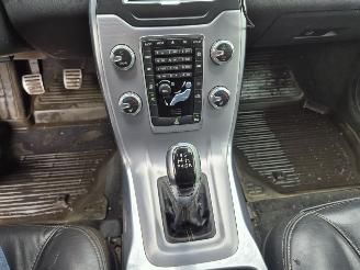 Volvo V-70 2.0 D3 Dynamic Edition picture 14