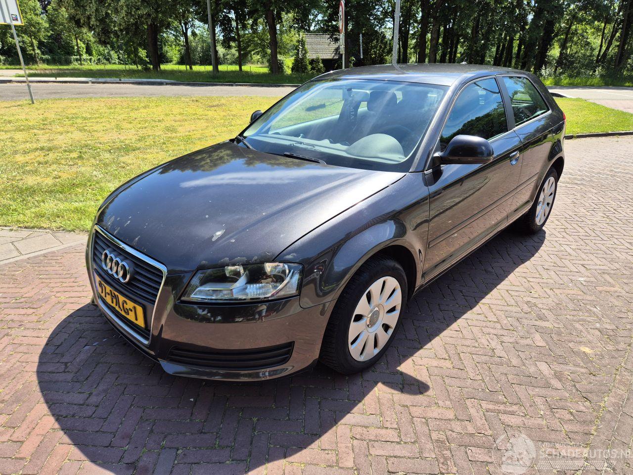 Audi A3 1.8 TFSI Attraction Pro Line