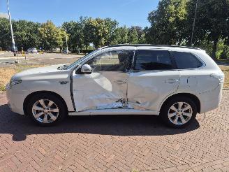 Mitsubishi Outlander 2.0 PHEV INSTYLE+ picture 6