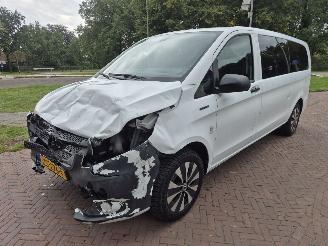 Mercedes Vito Mercedes-Benz eVito Tourer PRO L3 picture 2