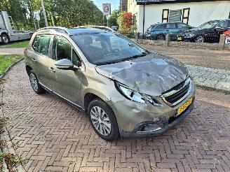 Peugeot 2008 1.2 VTi Active Pack AUTOMAAT! picture 2
