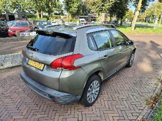 Peugeot 2008 1.2 VTi Active Pack AUTOMAAT! picture 3