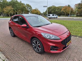 Vaurioauto  passenger cars Ford Kuga 2.5 PHEV ST-LINE 2020/4