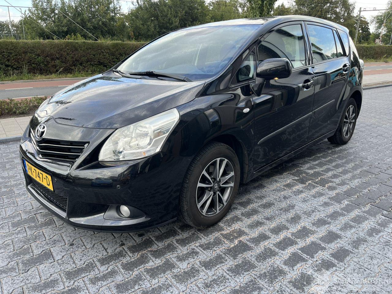 Toyota Verso 1.8 VVT-i Business Titanium  rijdbare zijschade