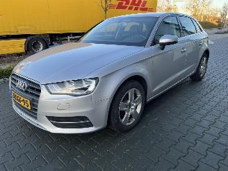 Unfallwagen Audi A3 Sportback 1.4 TFSI Ambiente Pro Line 2013/4