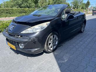 Unfallwagen Peugeot 207 CC 1.6 VTi Première KM 130232 2007/6