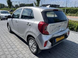 Kia Picanto 1.0 DPi DynamicLine  airco cruise camera Carplay picture 4