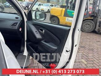 Hyundai Ix35 iX35 (LM), SUV, 2009 / 2015 1.6 GDI 16V picture 24