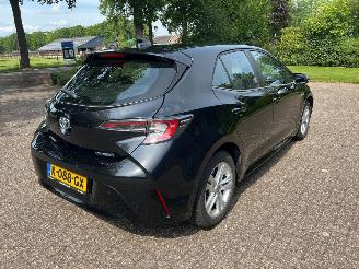 Damaged car Toyota Corolla 1.8 Hybrid Business 2020/12