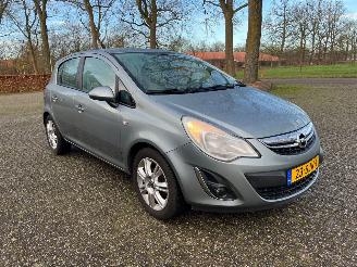 Avarii autoturisme Opel Corsa 1.2i Edition Automaat 2011/10
