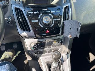 Ford Focus 1.0 Ecoboost Titanium picture 17