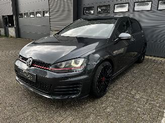 Avarii autoturisme Volkswagen Golf 2.0 TSI GTI PANODAK / AUTOMAAT / CRUISE / NAVI 2015/10
