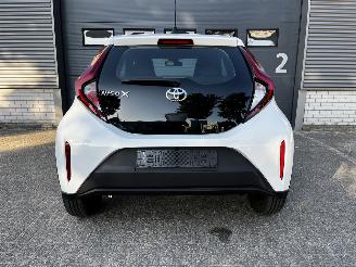 Toyota Aygo X 1.0 VVt-i CRUISE/ CAMERA / STOELVER / AIRCO picture 23