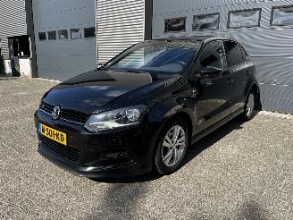 Voiture accidenté Volkswagen Polo 1.4 TDI R-Line CLIMA / CRUISE / PDC 2015/9