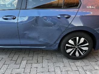 Volkswagen Golf 1.5 eTSI AUTOMAAT / NAVI / CRUISE / LED / ENZ ENZ picture 4