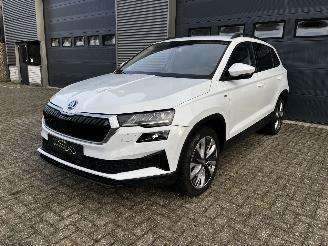 Voiture accidenté Skoda Karoq 1.5 TSI AUTOMAAT / NAVI / DIG COCKPIT / AFK TREKHAAK 2022/9