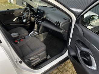 Toyota Yaris Cross 1.5 Hybrid AUTOMAAT / CAMERA / APPLE CARPLAY picture 14