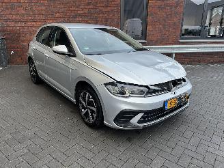 Volkswagen Polo 1.0 TSI CRUISE / NAVI / CAMERA / DIG COCKPIT / NIEUW MODEL picture 3
