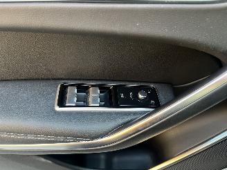 Jaguar F-Pace 2.0 P400e BLACK EDITION PHEV picture 17