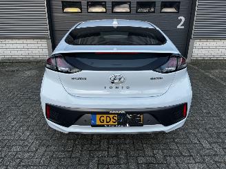 Hyundai Ioniq COMFORT EV 38kwH CAMERA / NAVI / CRUISE / PDC picture 24