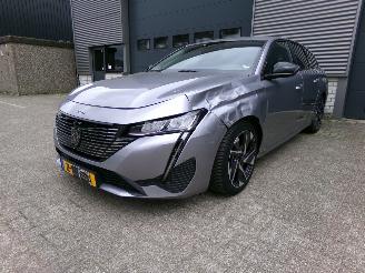 krockskadad bil auto Peugeot 308 SW 1.6 PLUG-IN HYBRID / NAVI / CAMERA / CRUISE 2024/3