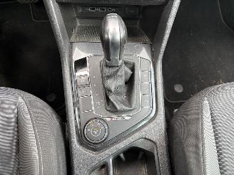 Volkswagen Tiguan 2.0 TSI 4X4 AUTOMAAT / NAVI / CRUISE / CAMERA picture 13