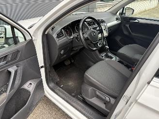 Volkswagen Tiguan 2.0 TSI 4X4 AUTOMAAT / NAVI / CRUISE / CAMERA picture 8