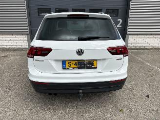 Volkswagen Tiguan 2.0 TSI 4X4 AUTOMAAT / NAVI / CRUISE / CAMERA picture 25