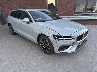Volvo V-60 2.0 T6 Plug-in Hybrid AWD Plus Bright picture 3