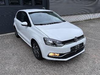 Volkswagen Polo 1.0i SOUND / CLIMA / NAVI / PDC picture 3