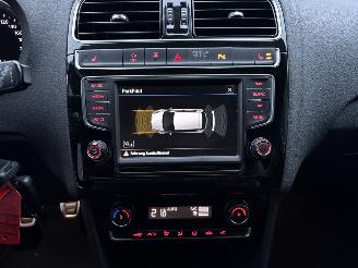 Volkswagen Polo 1.0i SOUND / CLIMA / NAVI / PDC picture 12