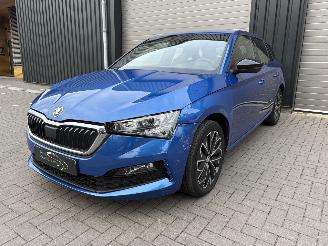 Schadeauto Skoda Scala 1.0 TSI SPORT CLIMA / CRUISE / PDC 2019/6