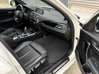 BMW 1-serie 118i SPORT / AUTOMAAT / LEER / NAVI / CRUISE / PDC picture 8