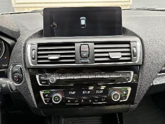 BMW 1-serie 118i SPORT / AUTOMAAT / LEER / NAVI / CRUISE / PDC picture 12