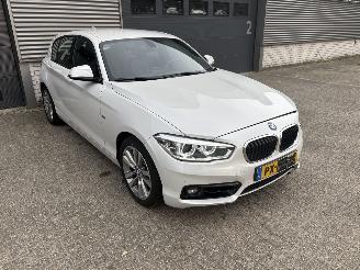 BMW 1-serie 118i SPORT / AUTOMAAT / LEER / NAVI / CRUISE / PDC picture 3