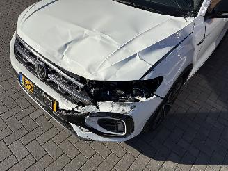 Volkswagen T-Roc 1.5 TSI R-line / PANODAK / AUTOMAAT / CAMERA / CRUISE / NAVI picture 4