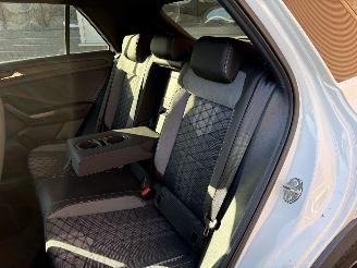 Volkswagen T-Roc 1.5 TSI R-line / PANODAK / AUTOMAAT / CAMERA / CRUISE / NAVI picture 8