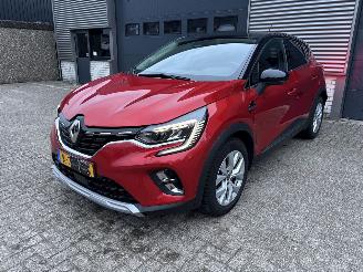 krockskadad bil auto Renault Captur 1.0 TCe NAVI / CRUISE / PDC / BOSE 2021/3