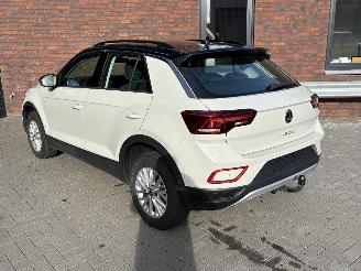 Volkswagen T-Roc 1.5 TSI AUTOMAAT / NAVI / CAMERA / VIRTUAL COCKPIT picture 22