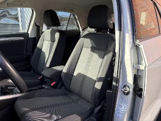 Volkswagen T-Roc 1.5 TSI AUTOMAAT / NAVI / CAMERA / VIRTUAL COCKPIT picture 12