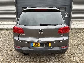Volkswagen Tiguan 1.4 TSI Sport&Style NAVI / CRUISE / CAMERA picture 17