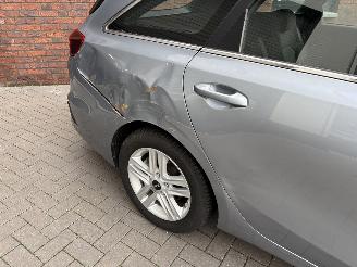 Kia Ceed 1.0 T-GDI Sportswagon NAVI / CAMRA / CLIMA / STOELVERW picture 7