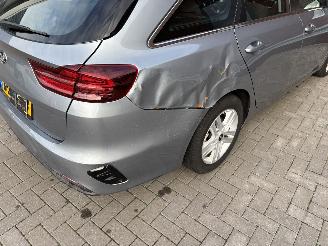 Kia Ceed 1.0 T-GDI Sportswagon NAVI / CAMRA / CLIMA / STOELVERW picture 6